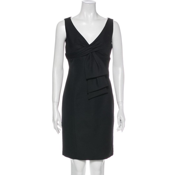 RED VALENTINO Gray Sleeveless V-Neck Virgin Wool Mini Dress EUC Size 44/US 6 - Picture 1 of 11